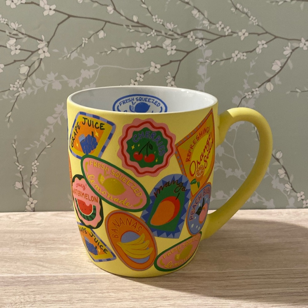 Vintage Style Fruit Juice Crate Labels Smooth Matte Soft Touch Coffee Tea Mug